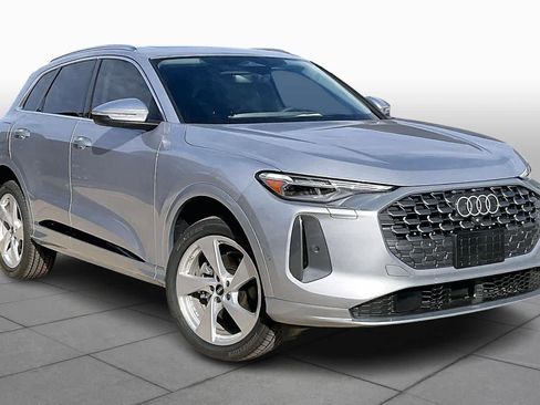 New 2025 Audi Q5 Premium Plus image 2