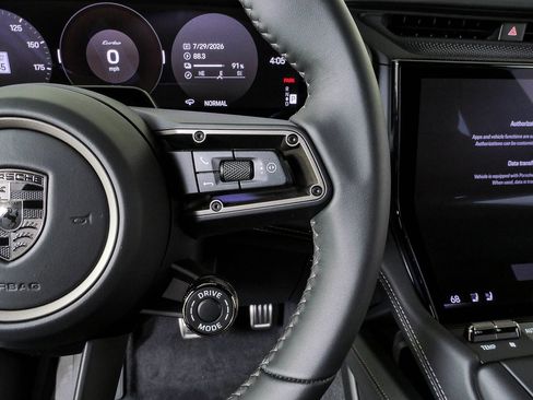 New 2026 Porsche Cayenne Turbo AWD/4WD image 11
