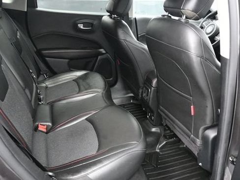 Used 2021 Jeep Compass Trailhawk AWD/4WD image 11