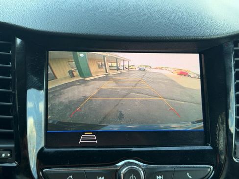 Used 2022 Chevrolet Trax LT w/ Driver Confidence Package AWD/4WD image 27