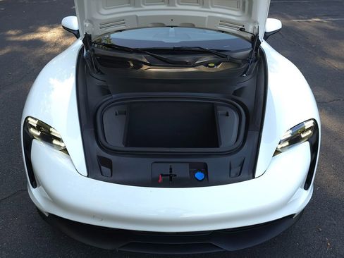 Used 2023 Porsche Taycan image 68