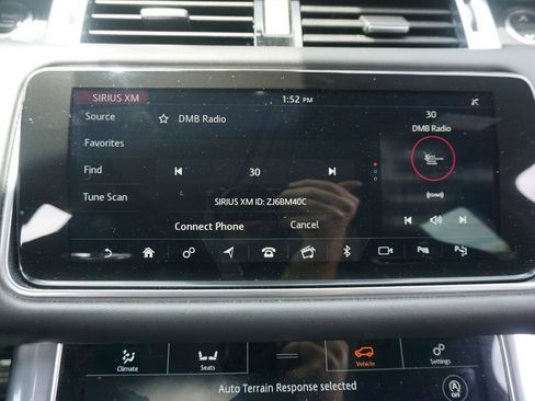 Used 2020 Land Rover Range Rover Sport SVR AWD/4WD image 10