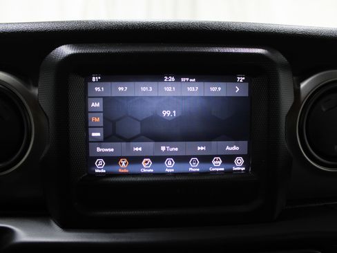 Used 2019 Jeep Wrangler Unlimited Sport S AWD/4WD image 13