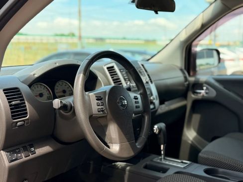 Used 2017 Nissan Frontier SV RWD image 18