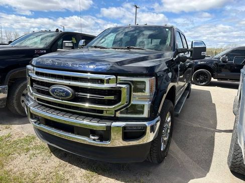 Used 2021 Ford F250 Lariat w/ Lariat Ultimate Package AWD/4WD image 3