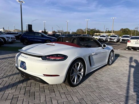 Used 2018 Porsche 718 Boxster S image 4