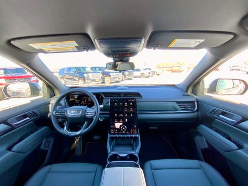 New 2026 GMC Terrain AT4 w/ LPO, Black Badging Package image 30