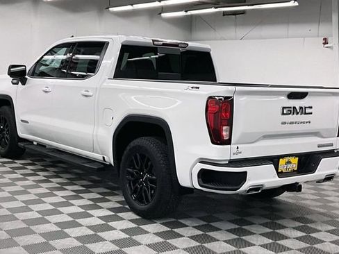 Used 2024 GMC Sierra 1500 Elevation w/ Elevation Premium Package AWD/4WD image 3