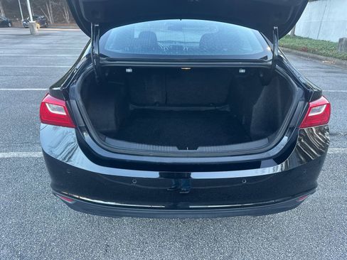 Used 2024 Chevrolet Malibu LT image 18