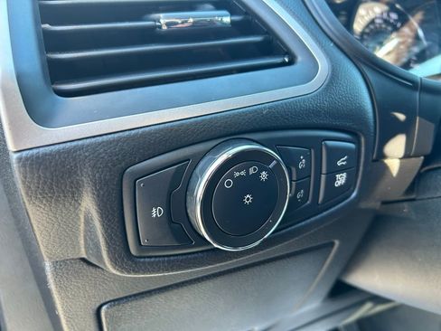 Certified 2022 Ford Edge SEL w/ Convenience Package image 21