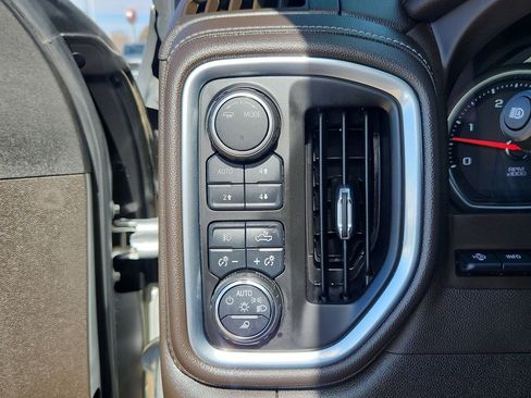 Used 2022 Chevrolet Silverado 3500 LTZ w/ LTZ Texas Edition AWD/4WD image 21