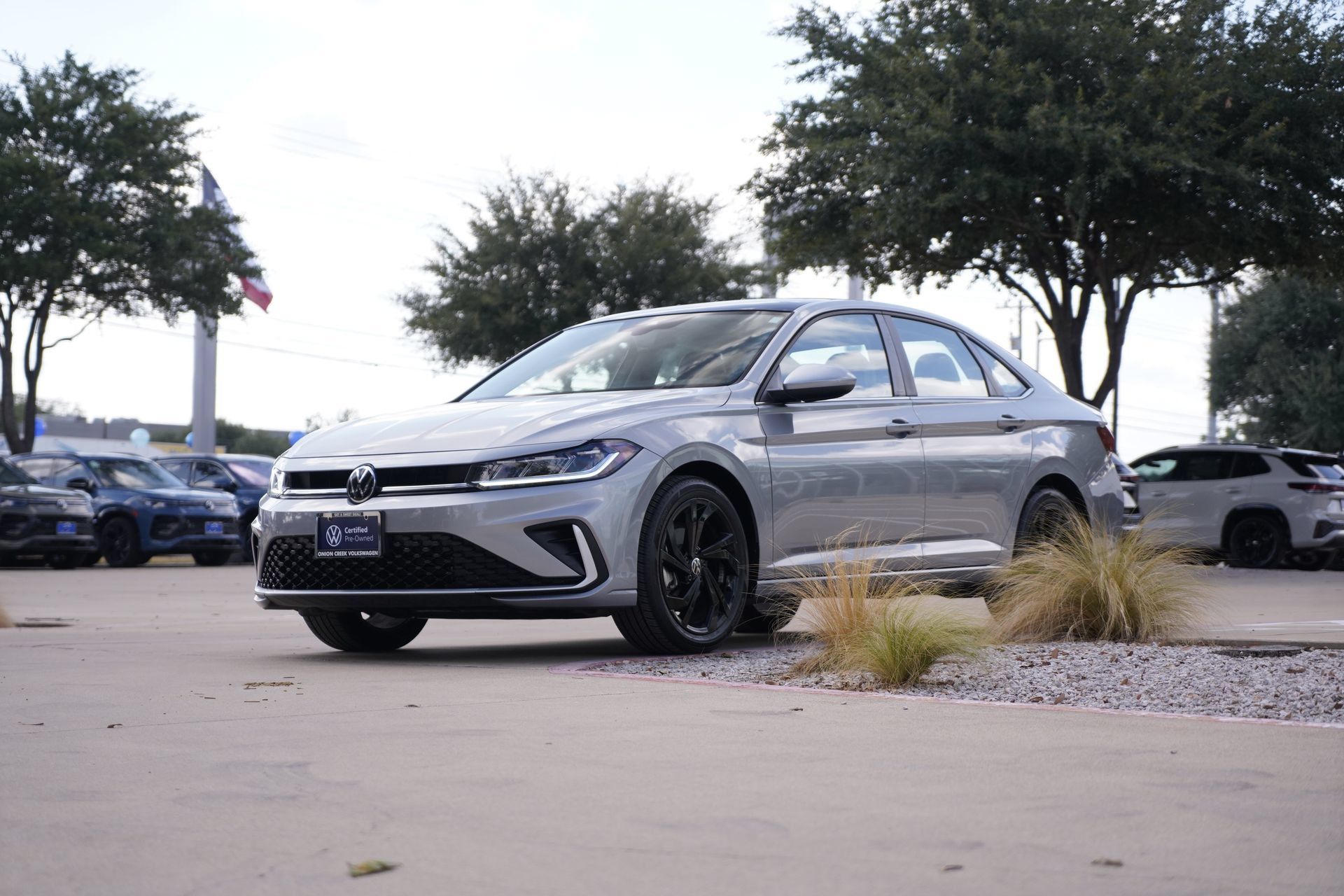Certified 2026 Volkswagen Jetta SE FWD image 7