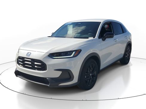 Certified 2024 Honda HR-V Sport image 3