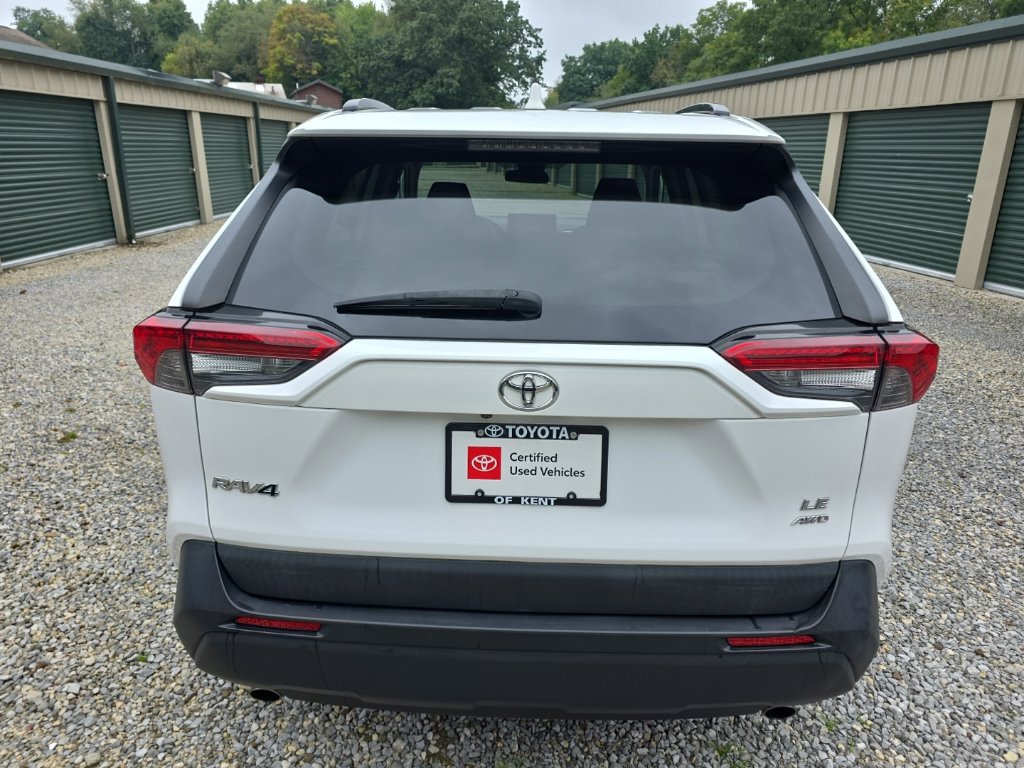Certified 2021 Toyota RAV4 LE AWD/4WD image 5