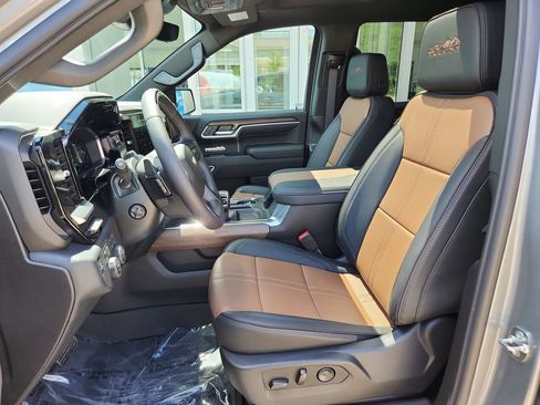 New 2026 Chevrolet Silverado 1500 High Country AWD/4WD image 12
