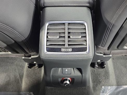 Used 2018 Audi Q3 2.0T Premium Plus w/ Premium Plus Package image 24