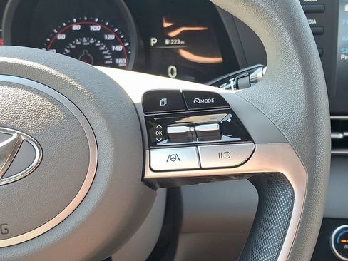 Used 2023 Hyundai Elantra SEL w/ Cargo Package FWD image 22