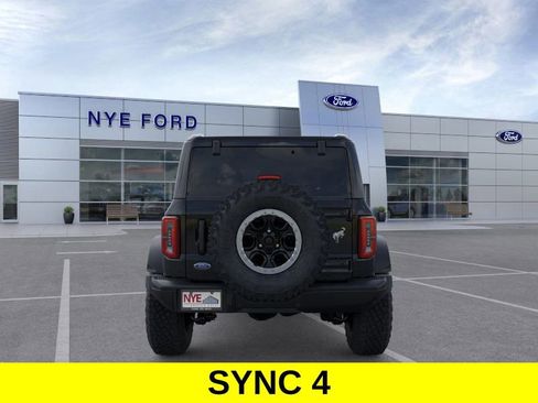 New 2025 Ford Bronco Badlands w/ Sasquatch Package image 6