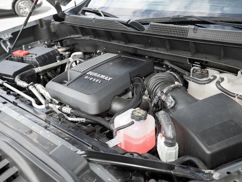 Used 2023 Chevrolet Silverado 1500 RST w/ LPO, Liner Protection Package image 17