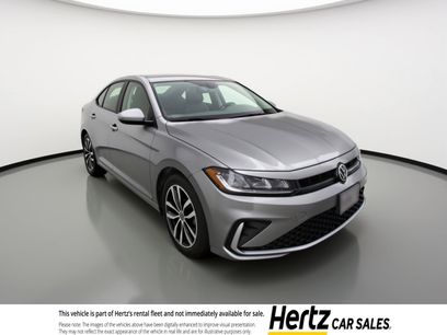 Used 2025 Volkswagen Jetta SE