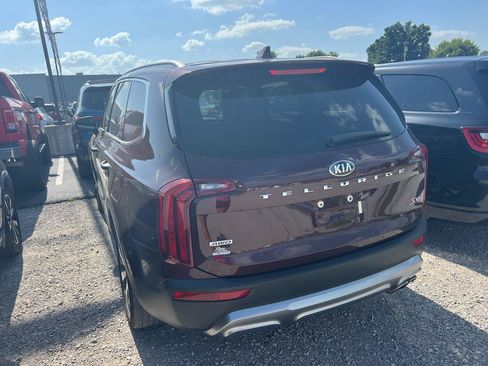 Used 2020 Kia Telluride S w/ S 8 Passenger Seating Package AWD/4WD image 4