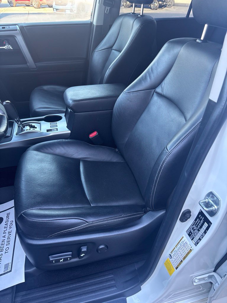 Used 2023 Toyota 4Runner Limited AWD/4WD image 28