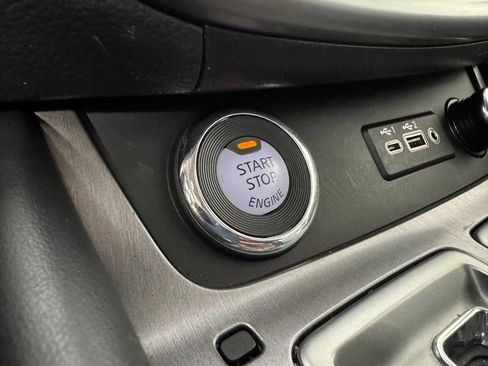 Used 2021 Nissan Murano SL w/ SL Moonroof Package FWD image 23