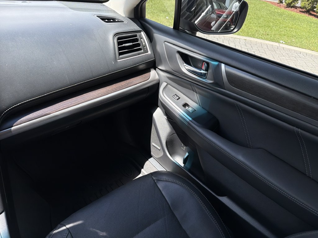 Used 2018 Subaru Legacy 2.5i Limited AWD/4WD image 18