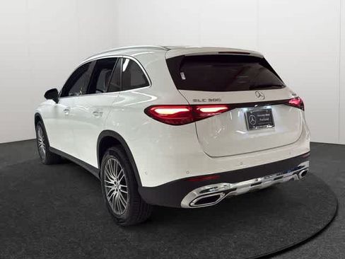 Used 2026 Mercedes-Benz GLC 300 4MATIC image 5