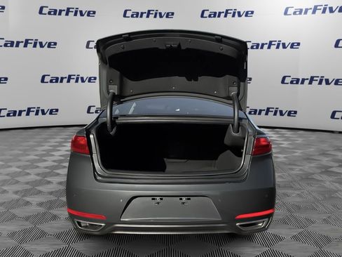 Used 2018 Kia Cadenza Technology image 9