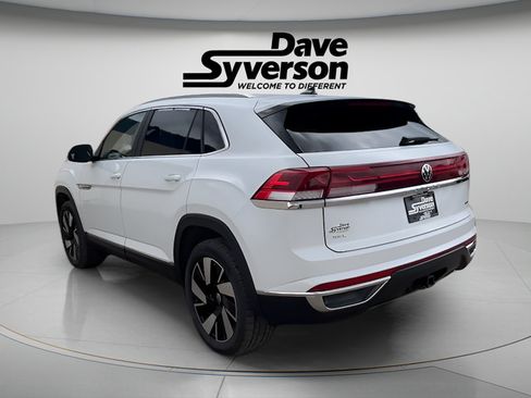 Used 2024 Volkswagen Atlas Cross Sport SEL AWD/4WD image 7