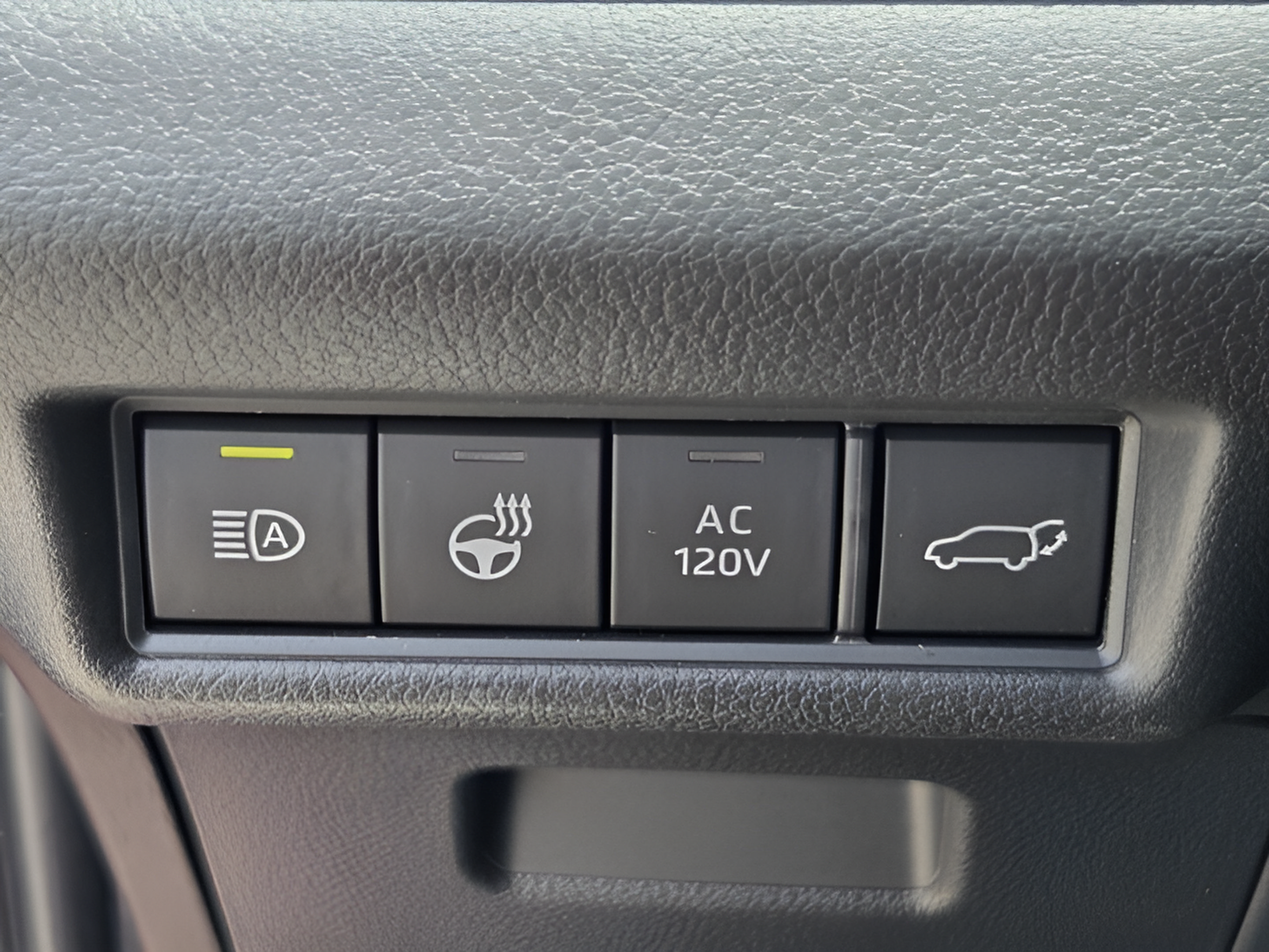 New 2026 Toyota Grand Highlander AWD Hybrid image 13