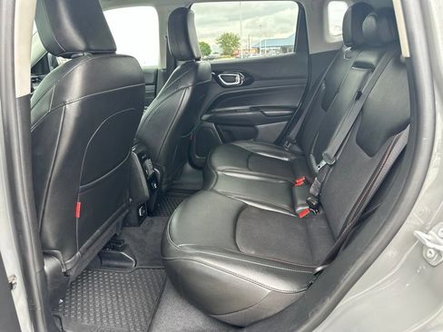 Used 2022 Jeep Compass Trailhawk AWD/4WD image 18