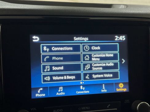 Used 2022 Nissan Frontier SV w/ Technology Package AWD/4WD image 35