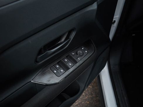 New 2026 Nissan Kicks S FWD image 18
