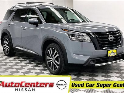 Used 2023 Nissan Pathfinder Platinum w/ Lighting Package (N93)