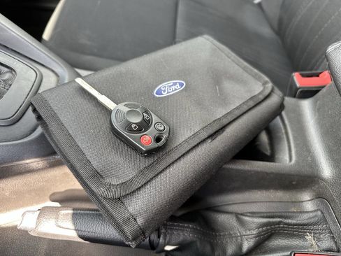 Used 2016 Ford Focus SE image 31