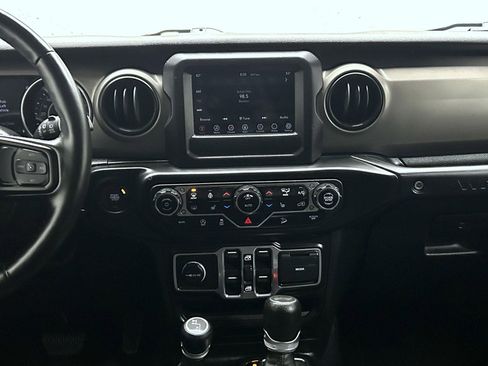 Used 2020 Jeep Wrangler Unlimited Sport S AWD/4WD image 13