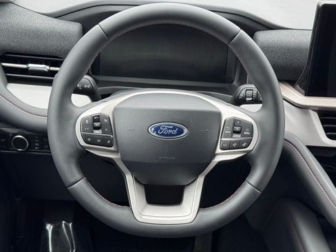 New 2026 Ford Explorer Active AWD/4WD image 8