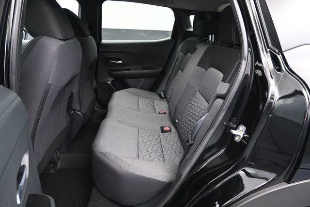 Used 2025 Nissan Kicks SV w/ Charging Package FWD image 12