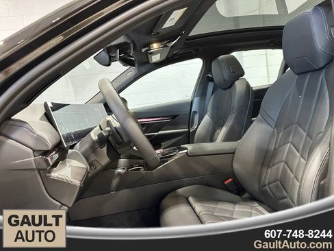 New 2027 BMW 540i xDrive w/ Executive Package AWD/4WD image 13