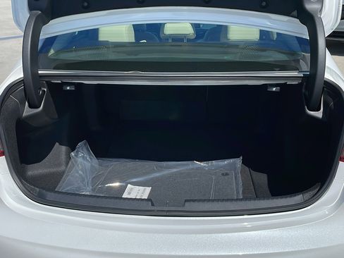 New 2025 Acura TLX w/ Technology Package image 27