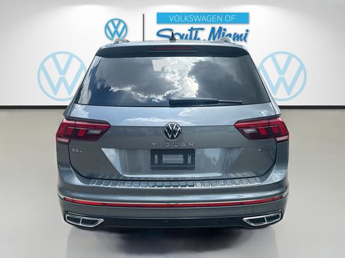 Used 2022 Volkswagen Tiguan SEL R-Line AWD/4WD image 6