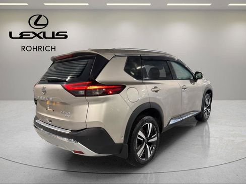 Used 2022 Nissan Rogue Platinum w/ Head-Up Display Package image 5