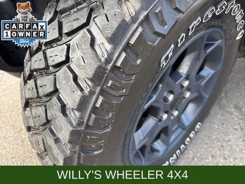 Used 2023 Jeep Wrangler Unlimited w/ Cold Weather Group image 7