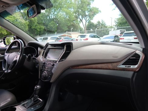 Used 2018 Hyundai Santa Fe Sport w/ 2.4L Tech Package 04 FWD image 30