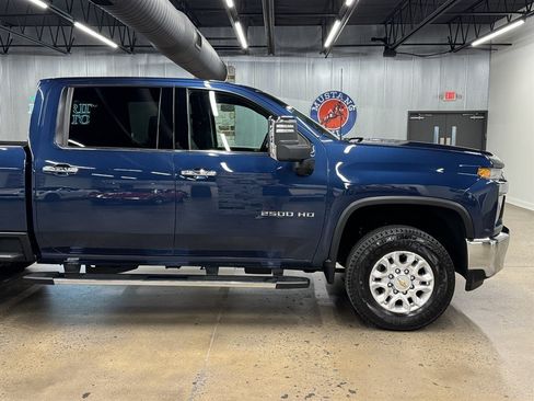 Used 2023 Chevrolet Silverado 2500 LTZ AWD/4WD image 15