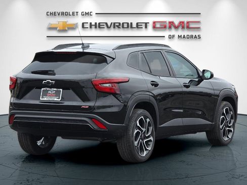 New 2026 Chevrolet Trax RS w/ Driver Confidence Package image 3