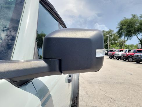 Used 2023 Ford Bronco Badlands AWD/4WD image 4
