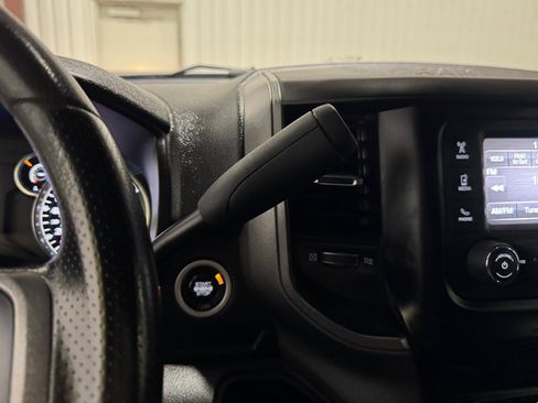Used 2022 RAM 2500 Tradesman w/ Chrome Appearance Group AWD/4WD image 25